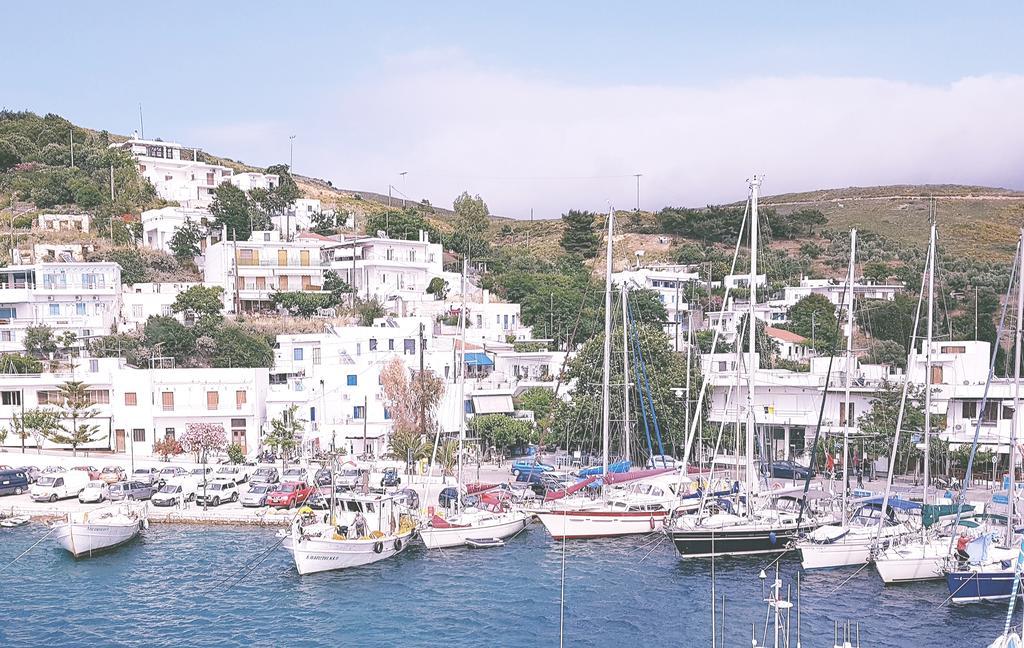 Theo'S Vacation Home สกีรอส ภายนอก รูปภาพ