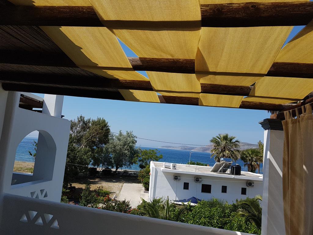 Theo'S Vacation Home สกีรอส ภายนอก รูปภาพ