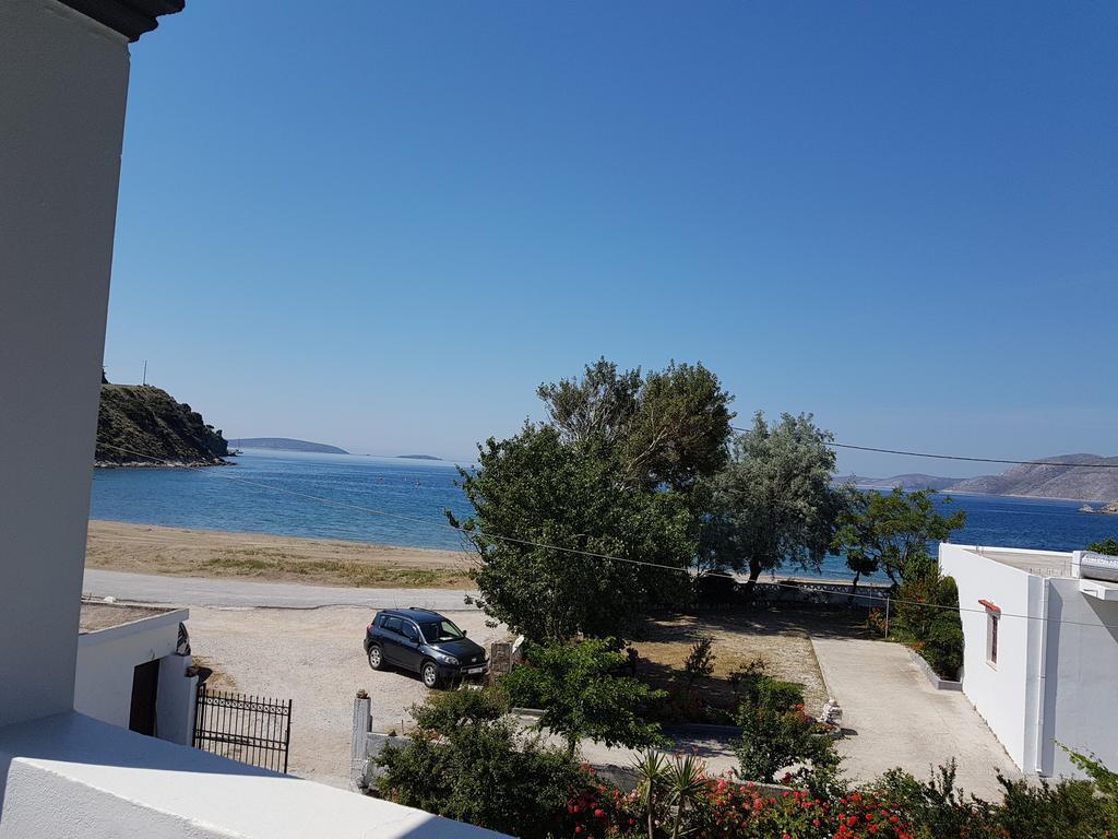 Theo'S Vacation Home สกีรอส ภายนอก รูปภาพ