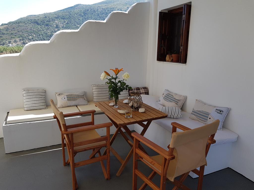 Theo'S Vacation Home สกีรอส ภายนอก รูปภาพ