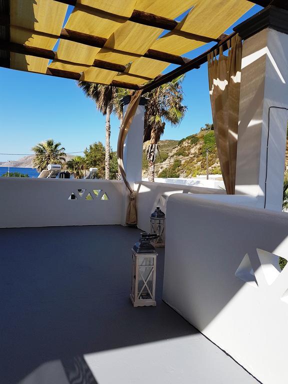 Theo'S Vacation Home สกีรอส ภายนอก รูปภาพ