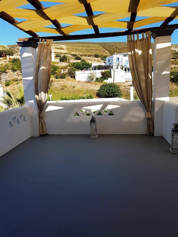 Theo'S Vacation Home สกีรอส ภายนอก รูปภาพ