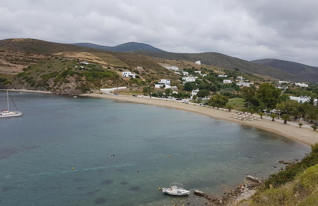 Theo'S Vacation Home สกีรอส ภายนอก รูปภาพ